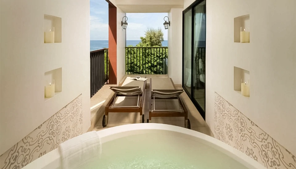 هتل آویستا گرند کارون ام گالری پوکت